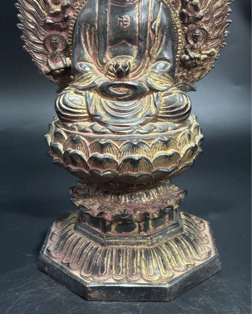 銅製　仏像 細かい彫刻　お釈迦様 釈迦如来