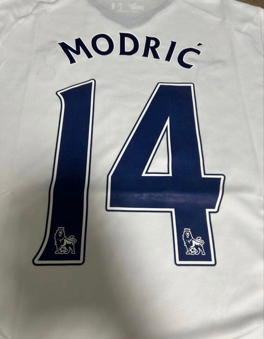 トッテナム・ホットスパー MODRIĆ 14 シャツ Lサイズ