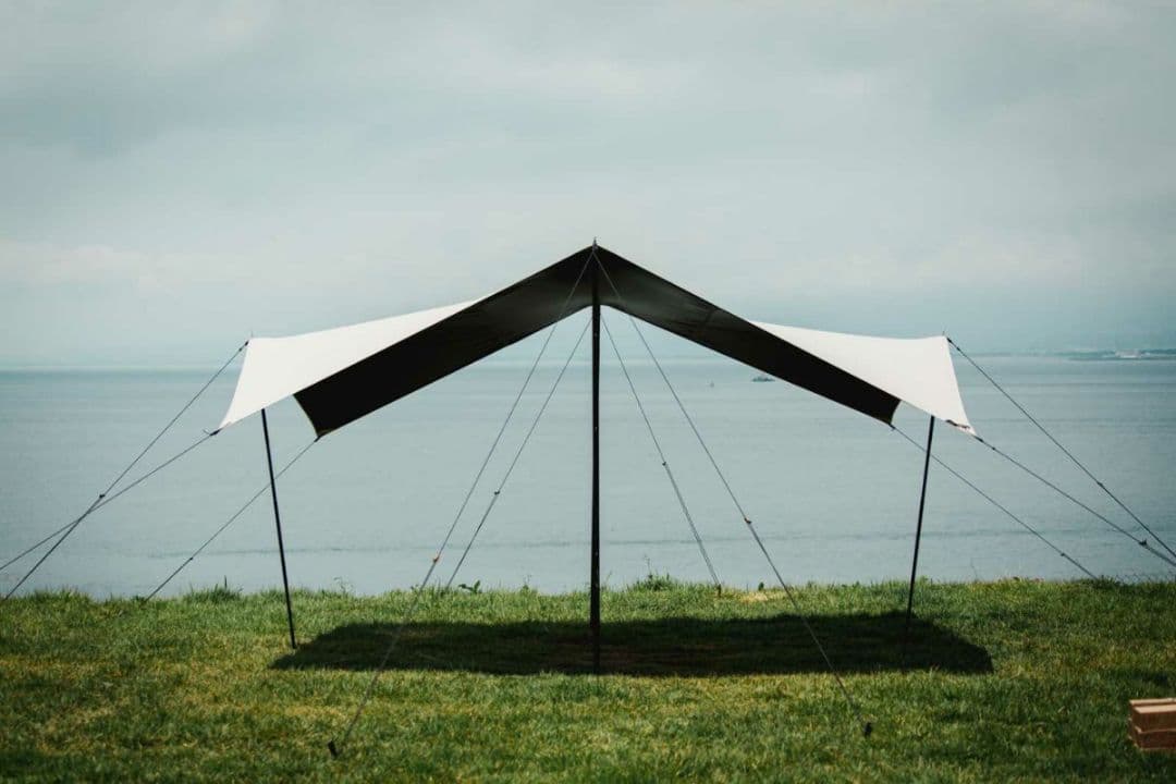 週末限定値下　ヒルズフィールド ハイスペックタープ THE TARP ザ・タープ