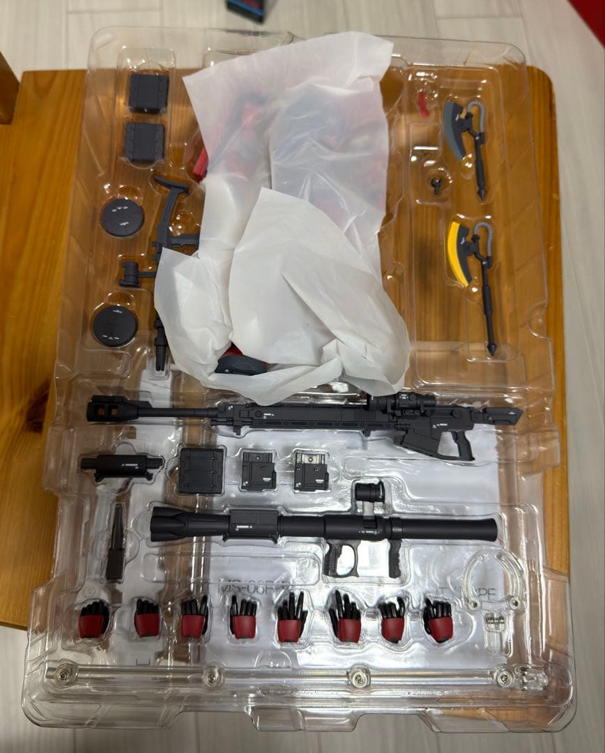 シャア専用高機動型ザクⅡ メタルコンポジット