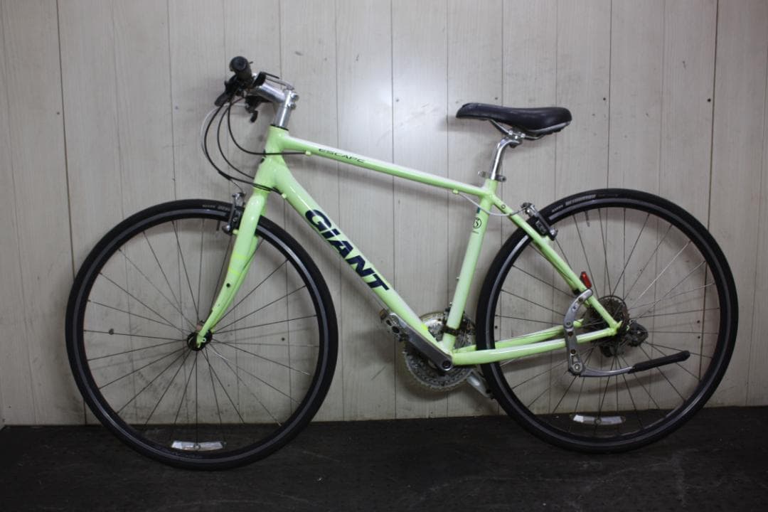 T*A様 GIANT ESCAPE R3 700C アルミ 24速 470mm