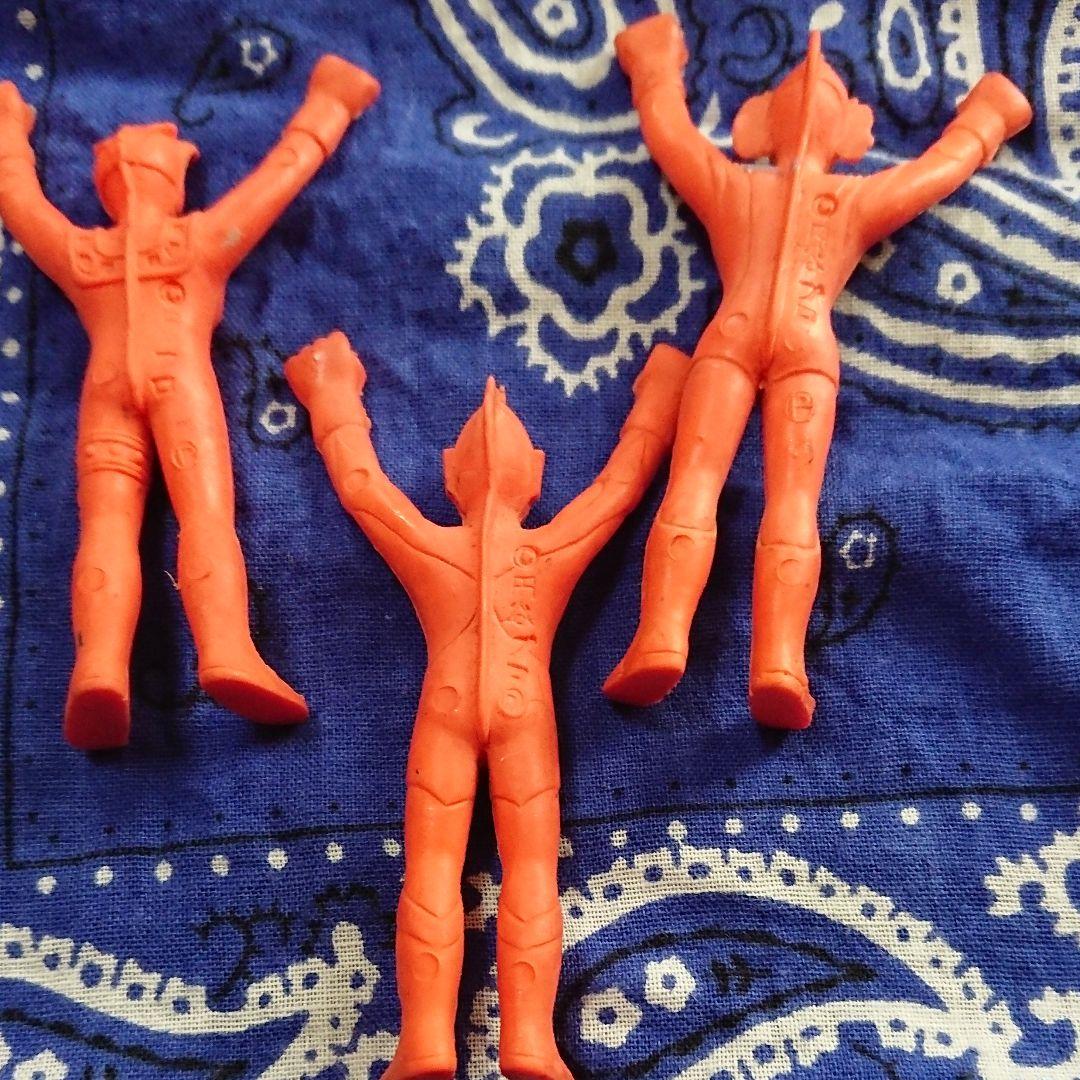 激レアウルトラマン消しゴム。謎の組み合わせセット