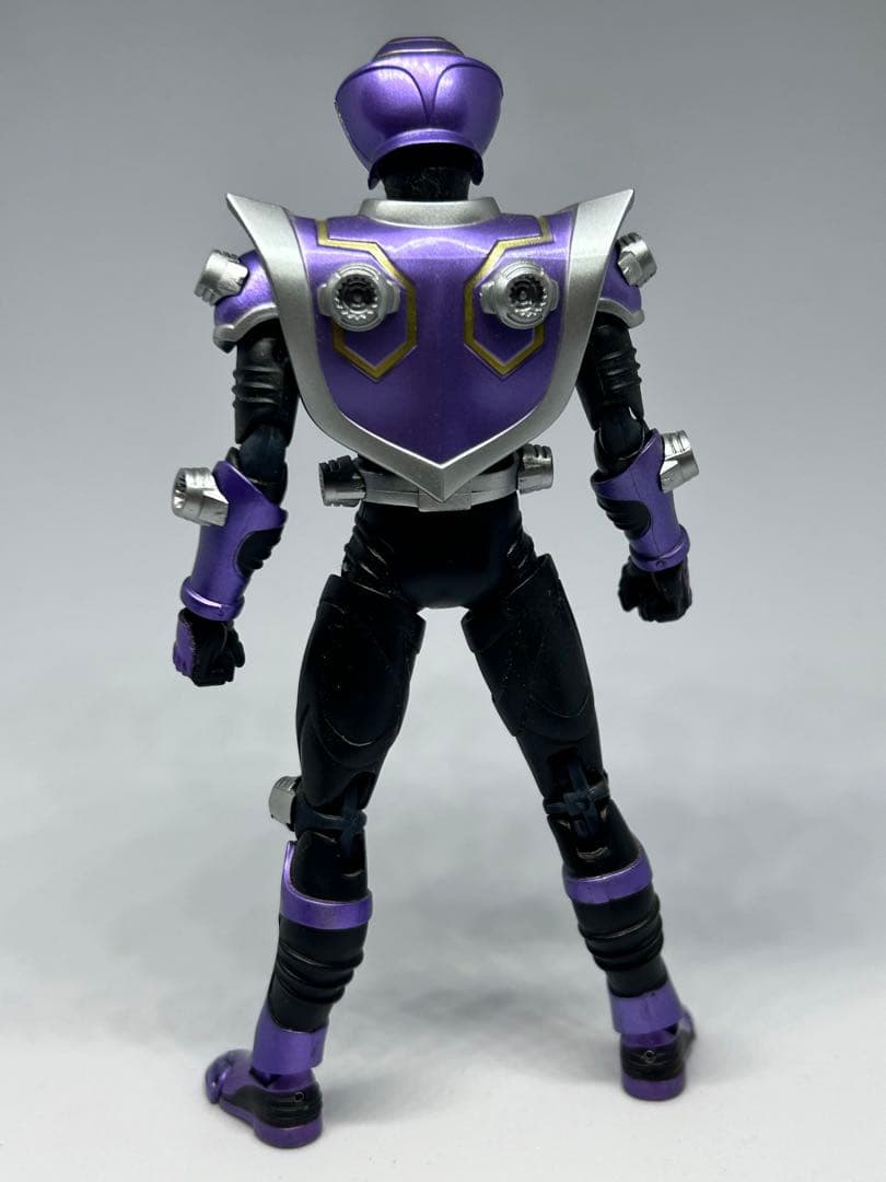 旧S.H.Figuarts仮面ライダー王蛇 アドベントカード6枚付属／説明書あり