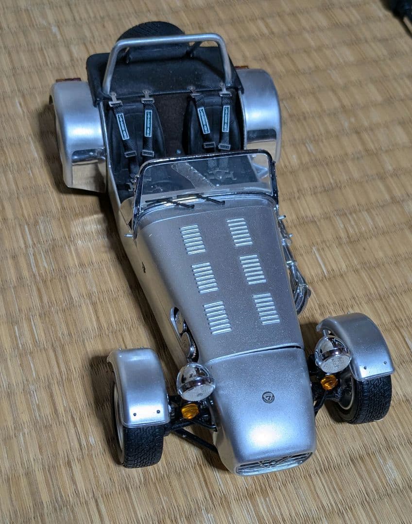 ロータス スーパーセブン フィギュア