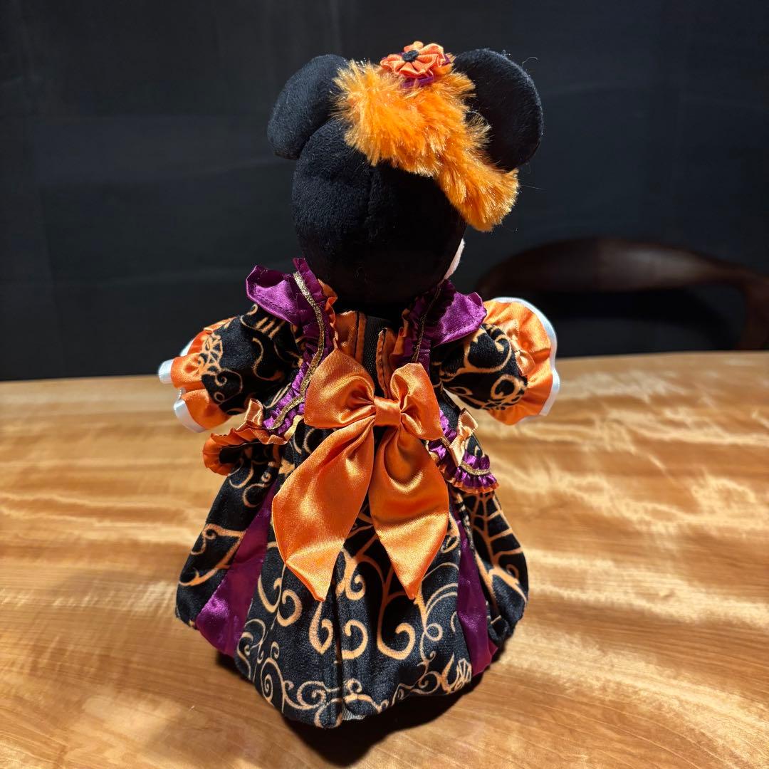 ミニーマウス 着せかえ　ぬいぐるみ本体と着せ替え衣装4つの計5つセット