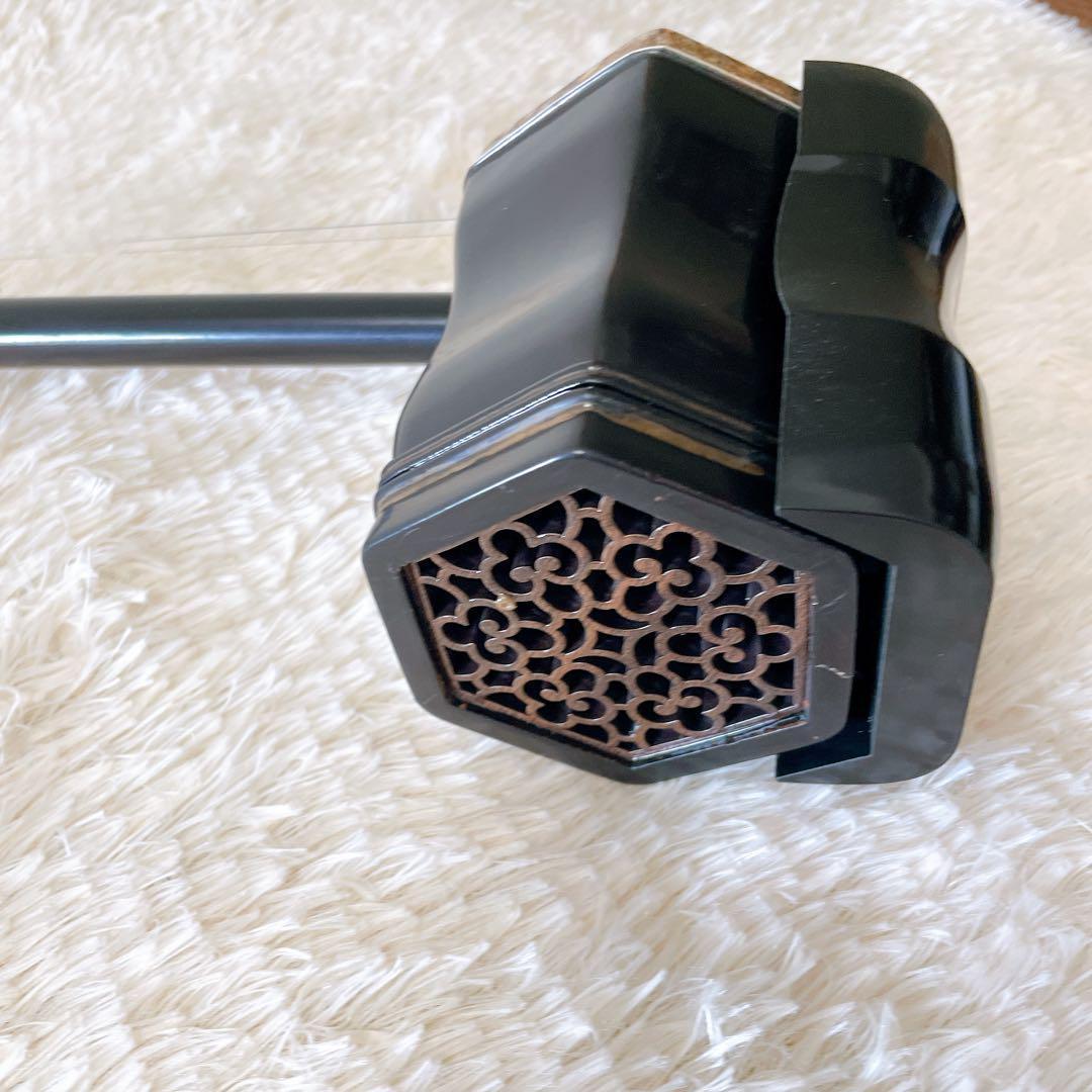 【音出しOK】二胡　蛇皮製　ハードケース付き