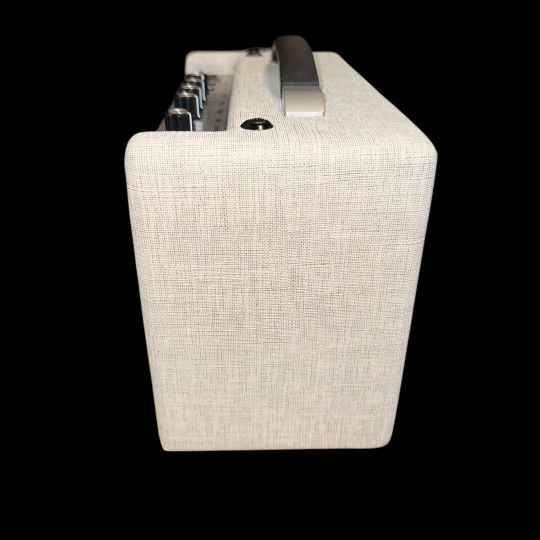 ベースアンプ　Louis LBA-10 動作確認済み