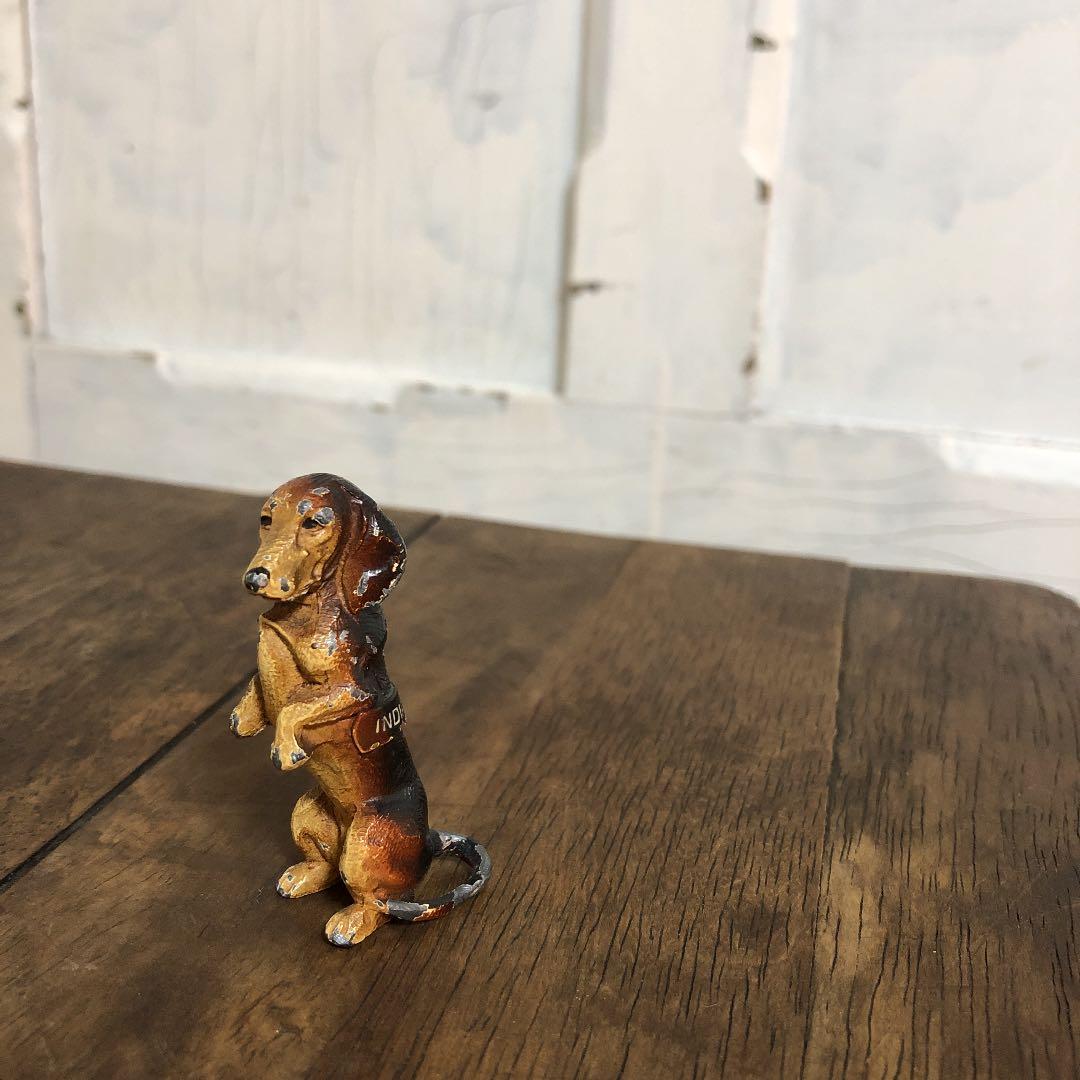 アンティーク　犬　オブジェ　ダツクスフント