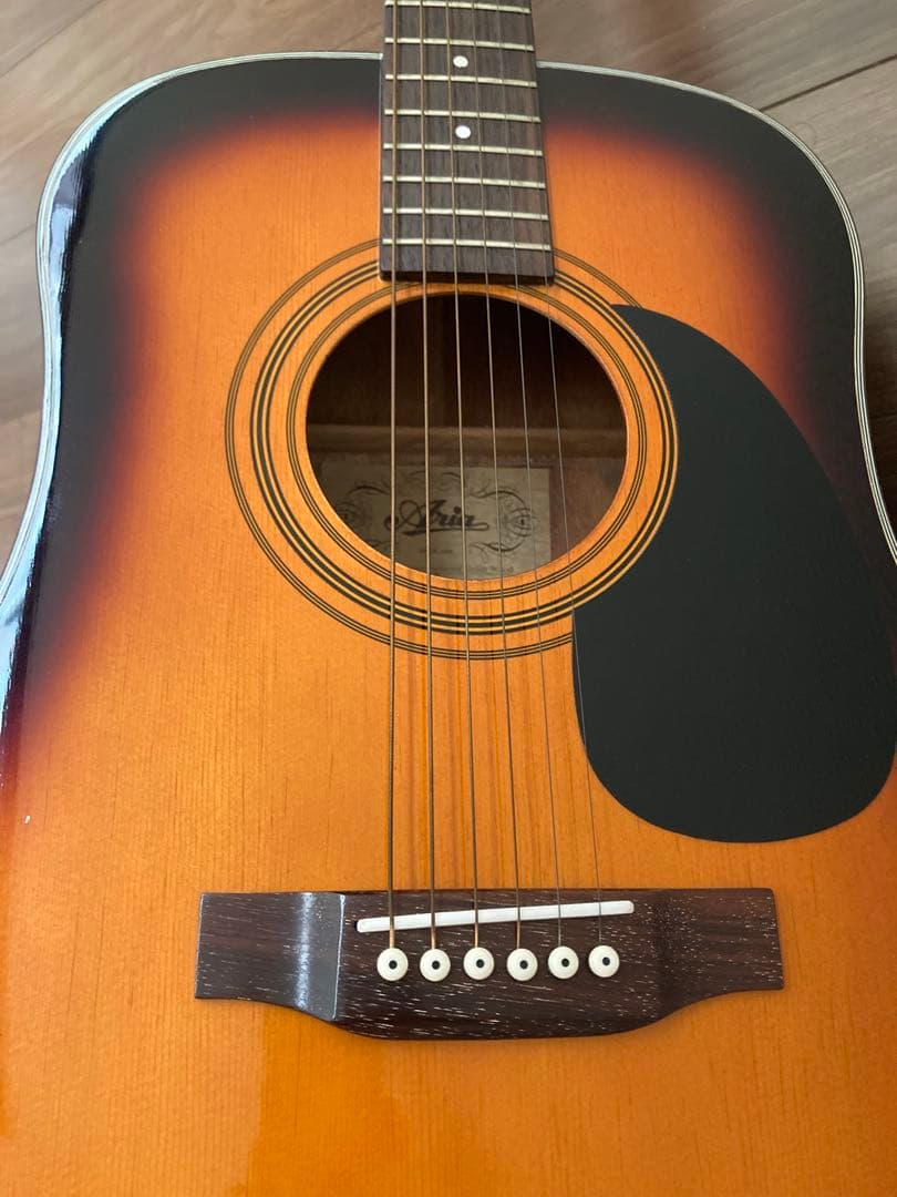 ◾️極美品 Aria アコースティックギター ◾️ソフトケース・教本2冊付