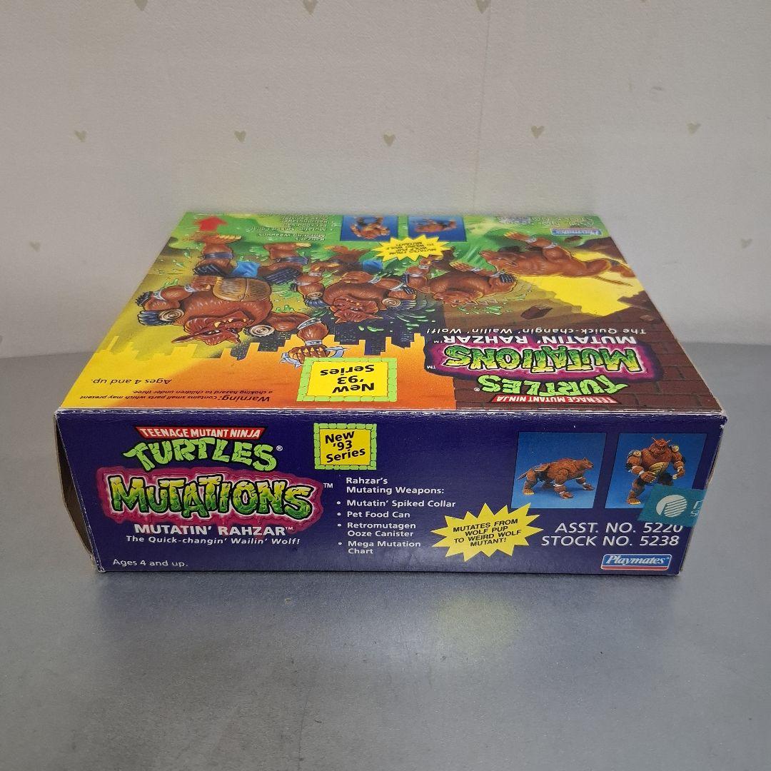 ミュータントタートルズ ラザー タカラ playmates フィギュア