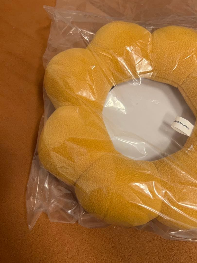 ミスタードーナツ　2026 オリジナル　グッズ　 ポンデリング クッション
