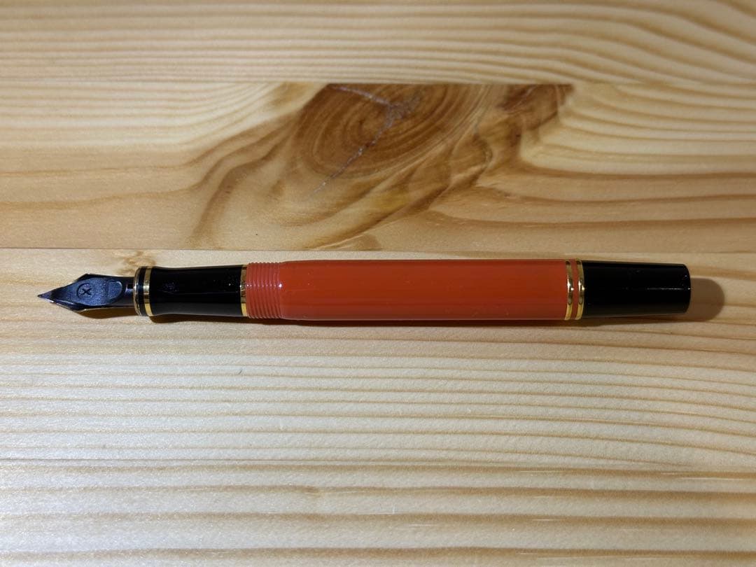 パーカー デュオフォールド インターナショナル ビッグレッド 万年筆