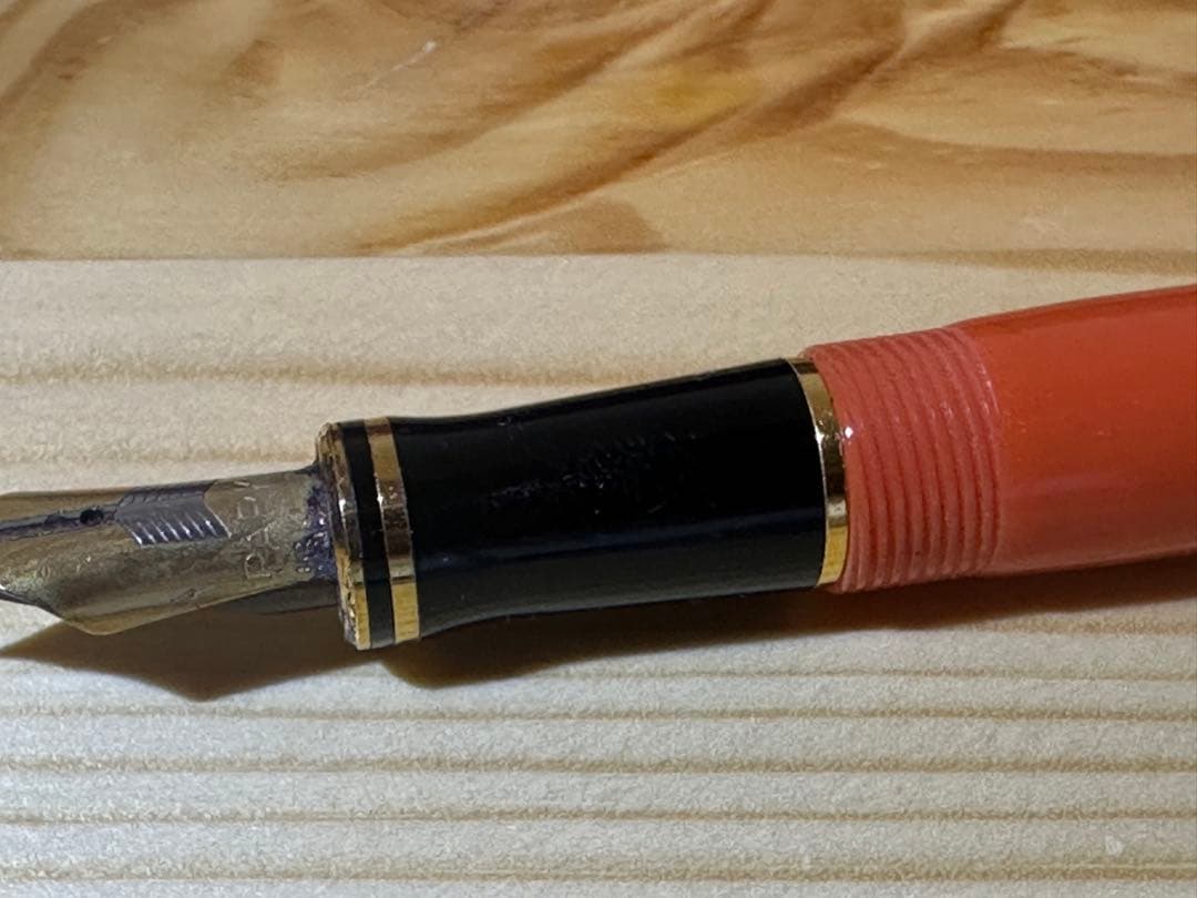 パーカー デュオフォールド インターナショナル ビッグレッド 万年筆