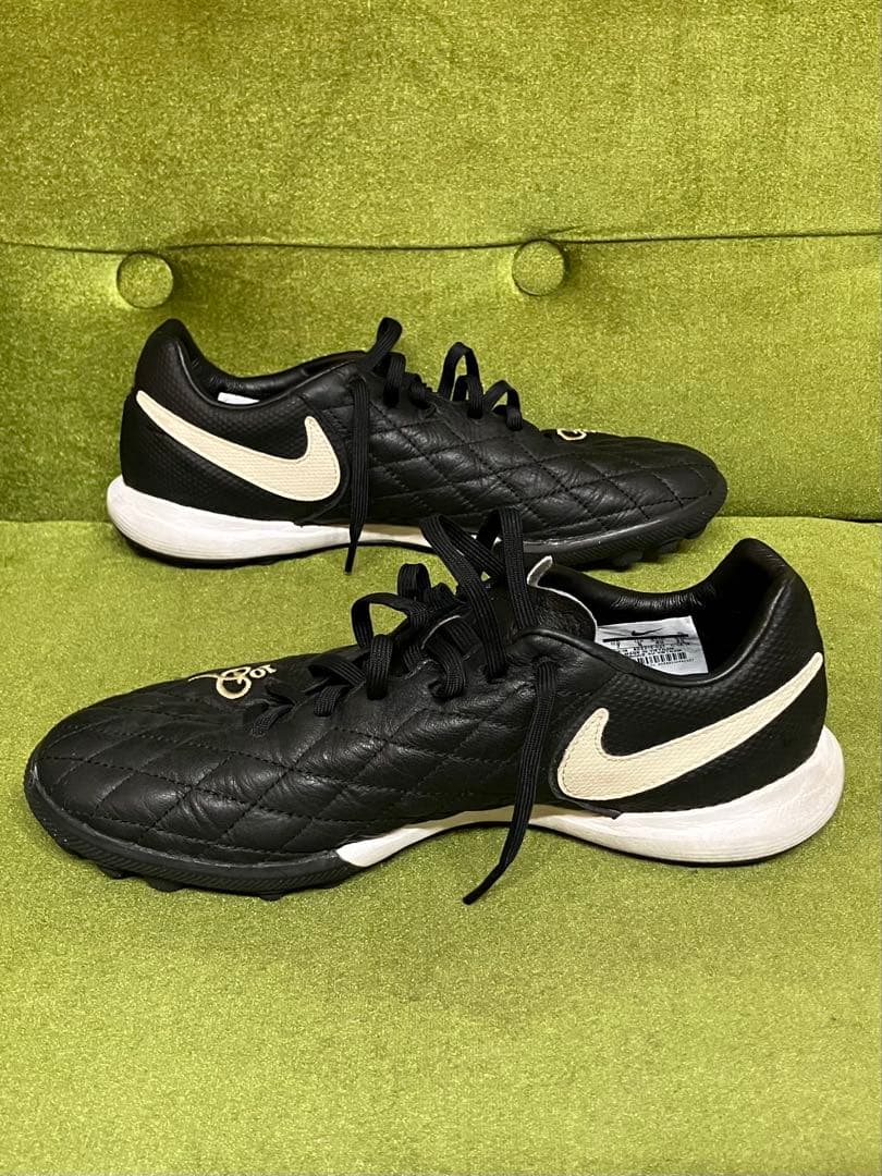 ナイキ ルナ レジェンド 7 PRO 10R TF(ブラック×ブラウン)