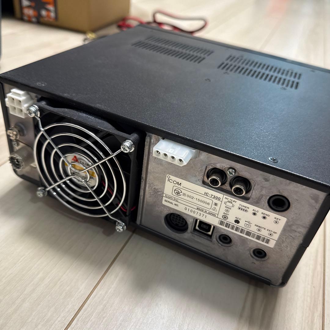 ICOM IC-7300 トランシーバー