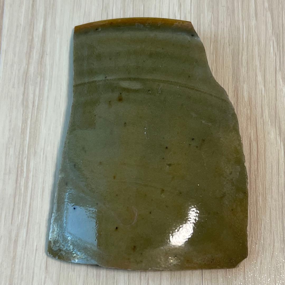 中国製のアンティーク青磁の破片　2点