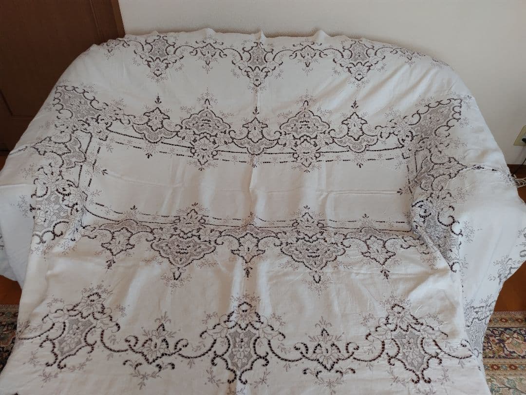 刺繍入りカットワ−クレ−スのロングテーブルクロスビンテージハンドメイド