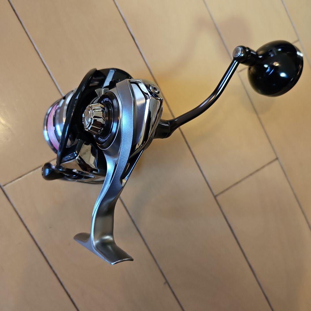 DAIWA 18CALDIA 5000-CXH スピニングリール