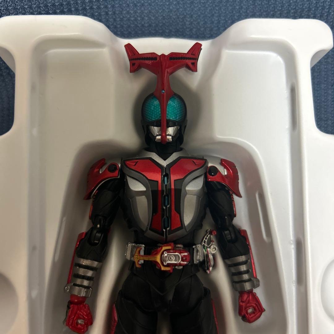 真骨彫 仮面ライダーカブト ハイパーフォーム 10周年記念Ver.