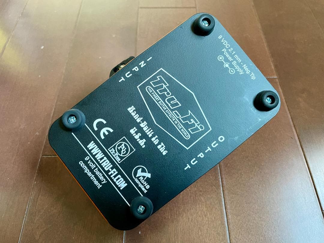 ギター Tru-Fi COLOR D Fuzz