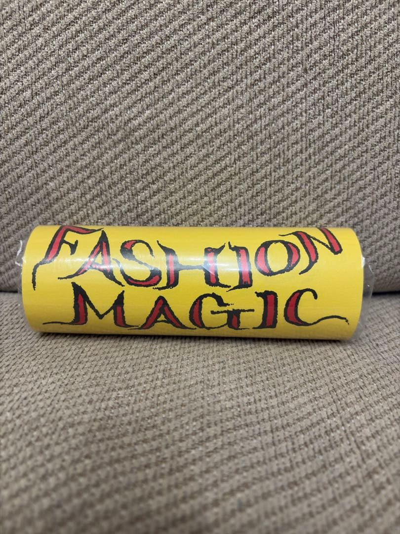 ヒグチユウコ　ポスター　ファッションマジック（4枚セット）