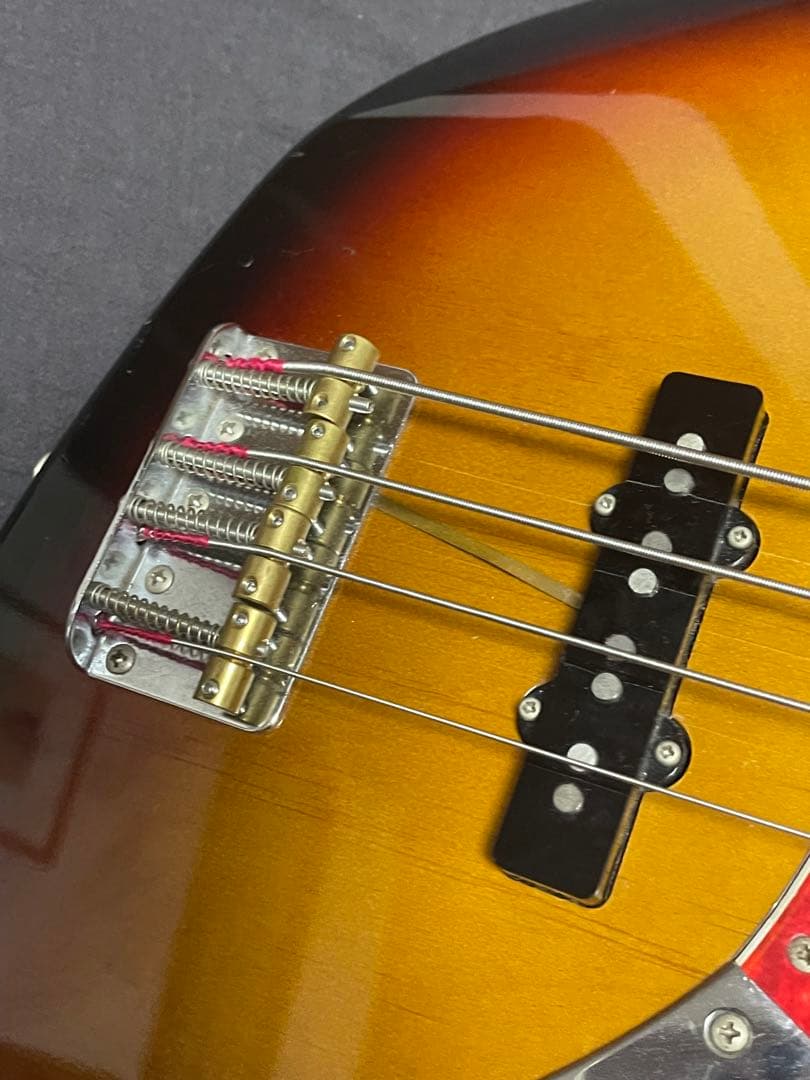 フェンダージャパン　フレットレスベース