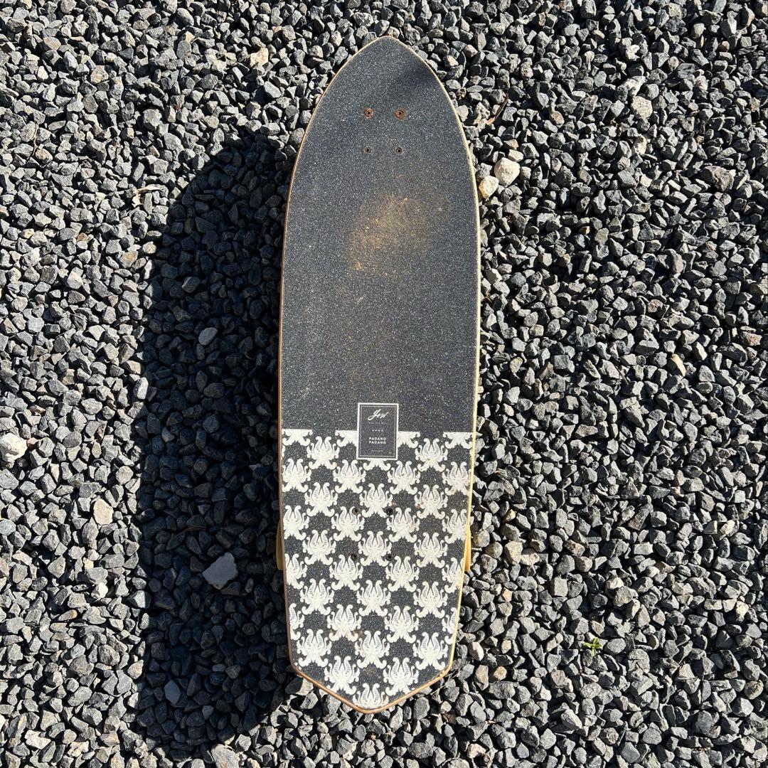 yow surf スケートボード