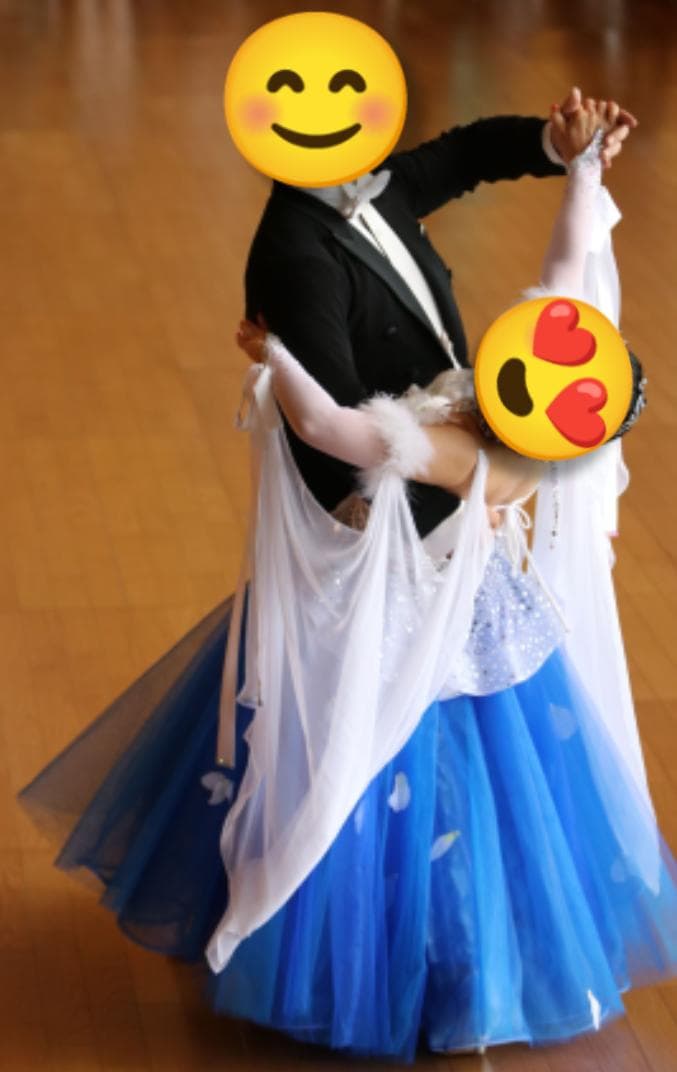 1月限定価格　タカダンスモダンドレス Mサイズ モデル身長145cm