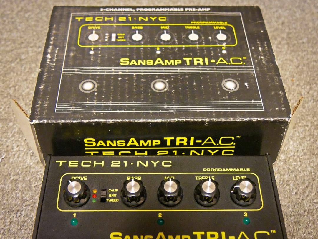【箱/説明書付】TECH 21 NYC SansAmp TRI-A.C.