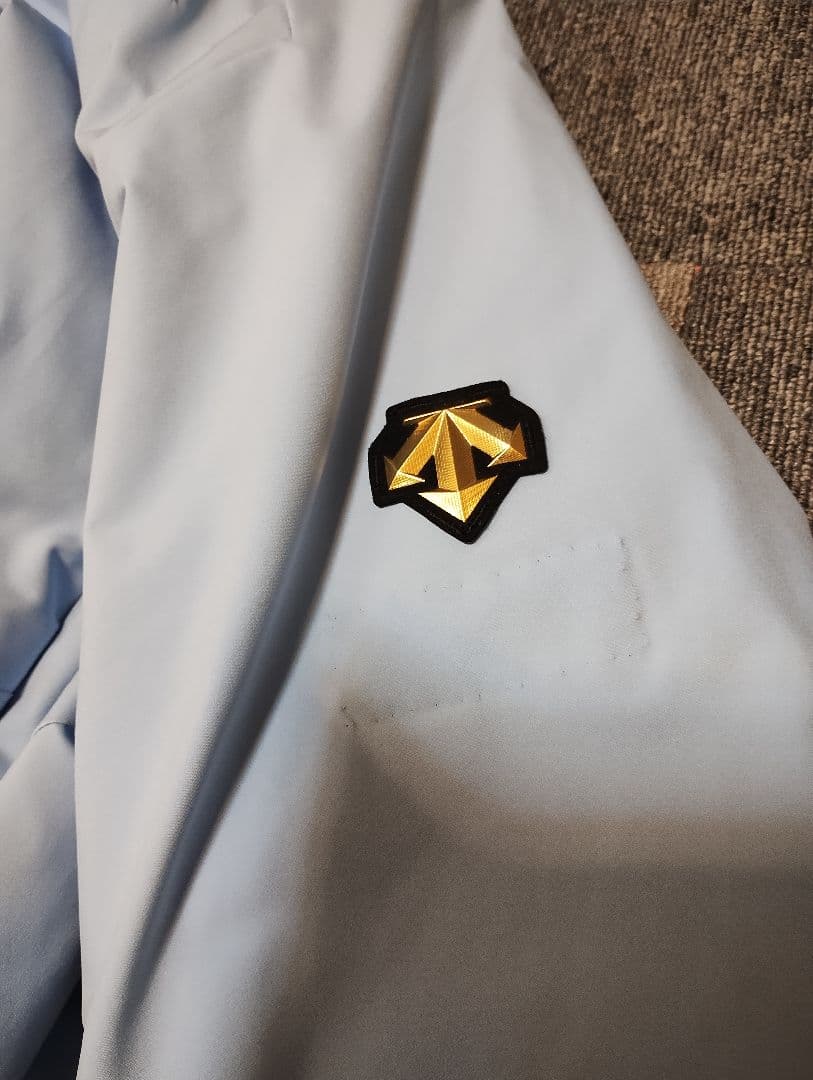 DESCENTE スキーウェア フード付き上着のみ