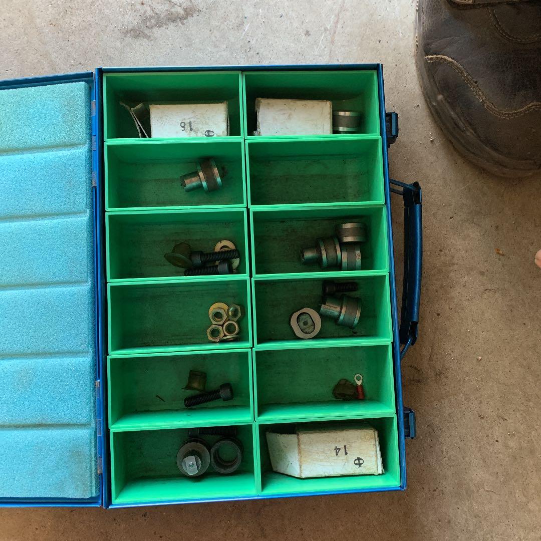 アングルパンチャー