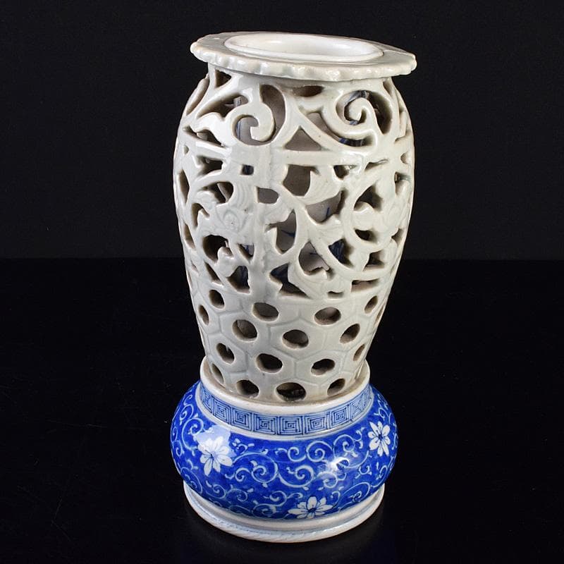 瀬戸焼　古瀬戸　大日本宇兵製　染付　透かし花入　M　R7763