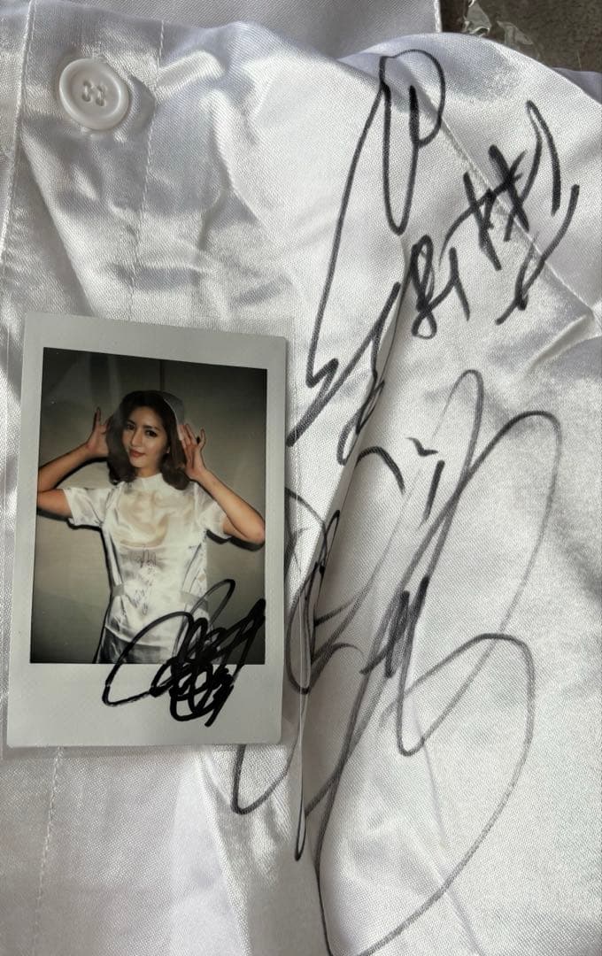 麻生希　直筆サイン入りチェキ