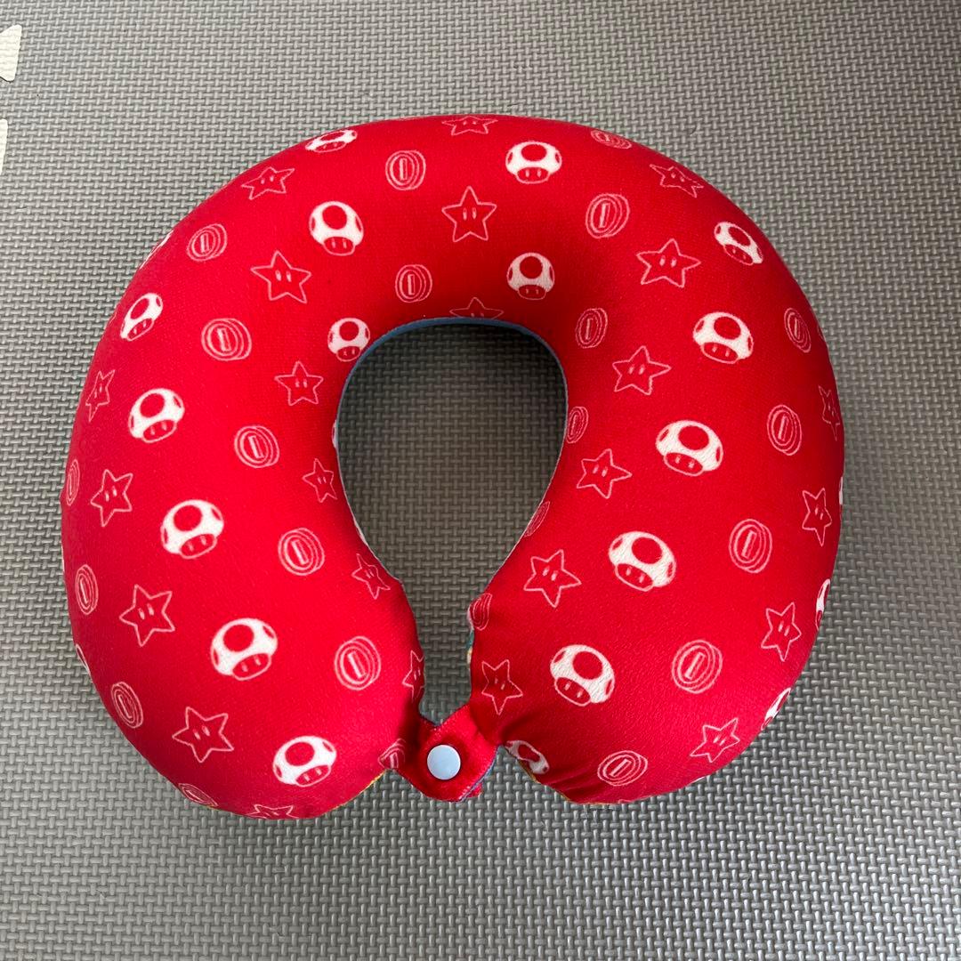 【希少】スーパーマリオネックピローSUPER MARIO neck pillow