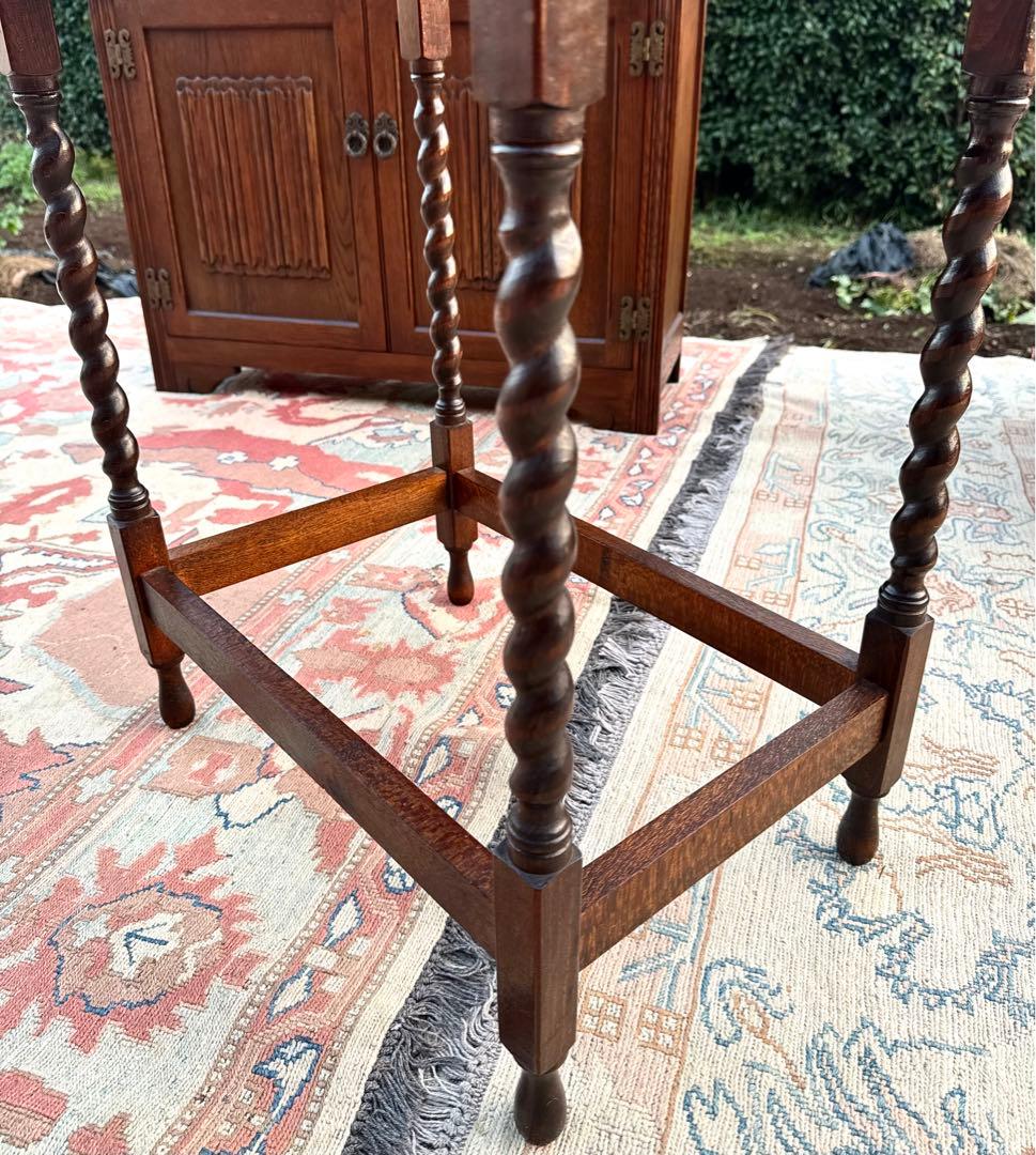 英国アンティーク ツイストレッグ サイドテーブル オーク材 花台 幅58cm