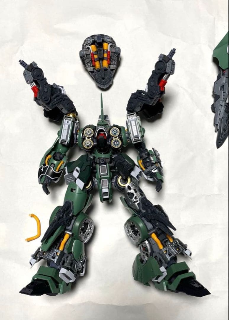 Axis Model 1/100 オシリス エリアル ドミネーター　現状品