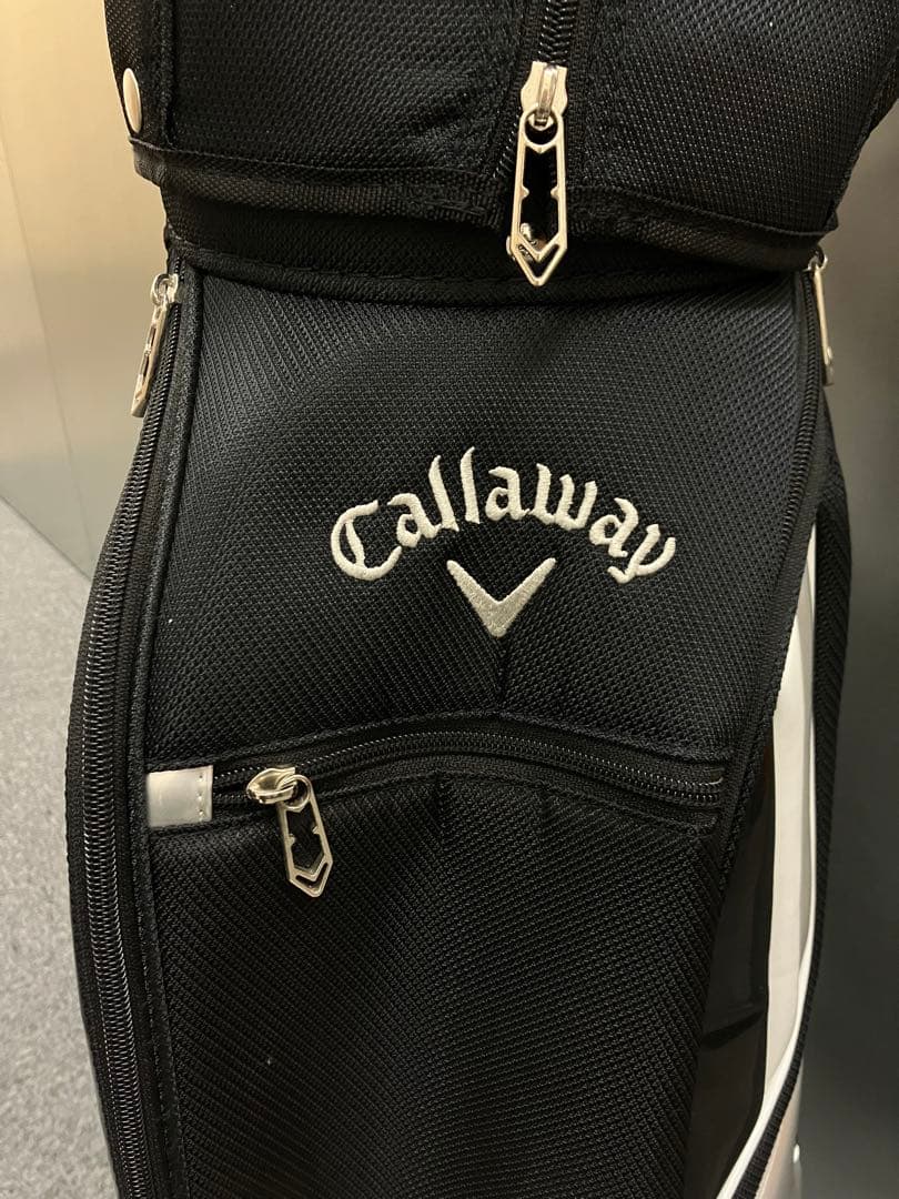 Callaway キャディバッグ 黒/白 フルカバー付き