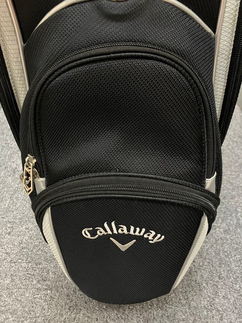 Callaway キャディバッグ 黒/白 フルカバー付き