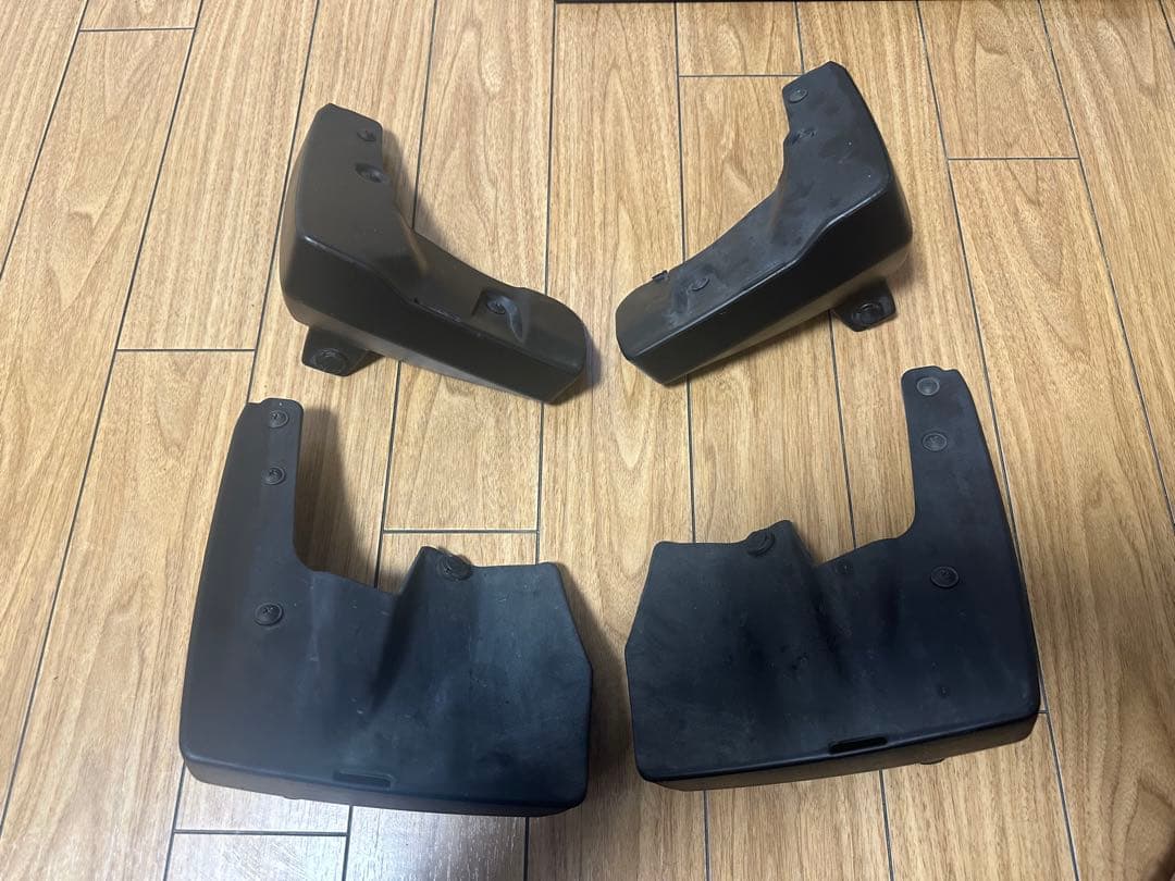 USスバル純正　アウトバック BS9 マッドガード 前後4ピース