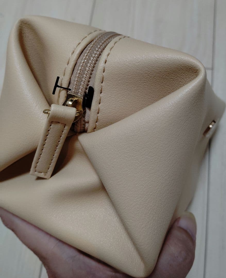 ！送料一律期間限定！エミレーツ航空他ビジネスクラスアメニティ