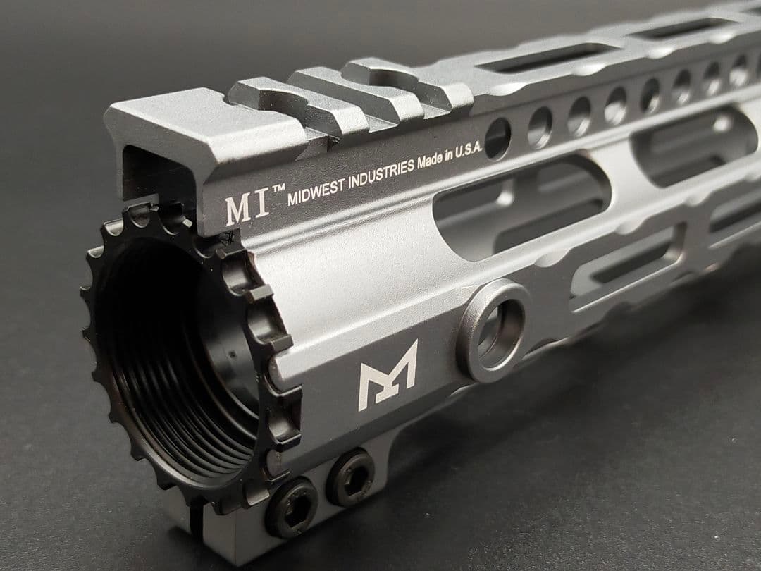 MIタイプ　M-Lok　12.5インチ　軽量化　ハンドガード　GR