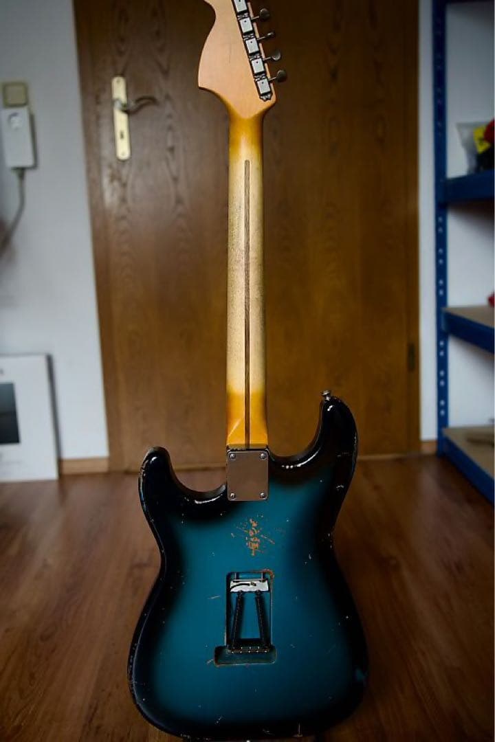 みつーん様用 Constantin Guitars stratocaster
