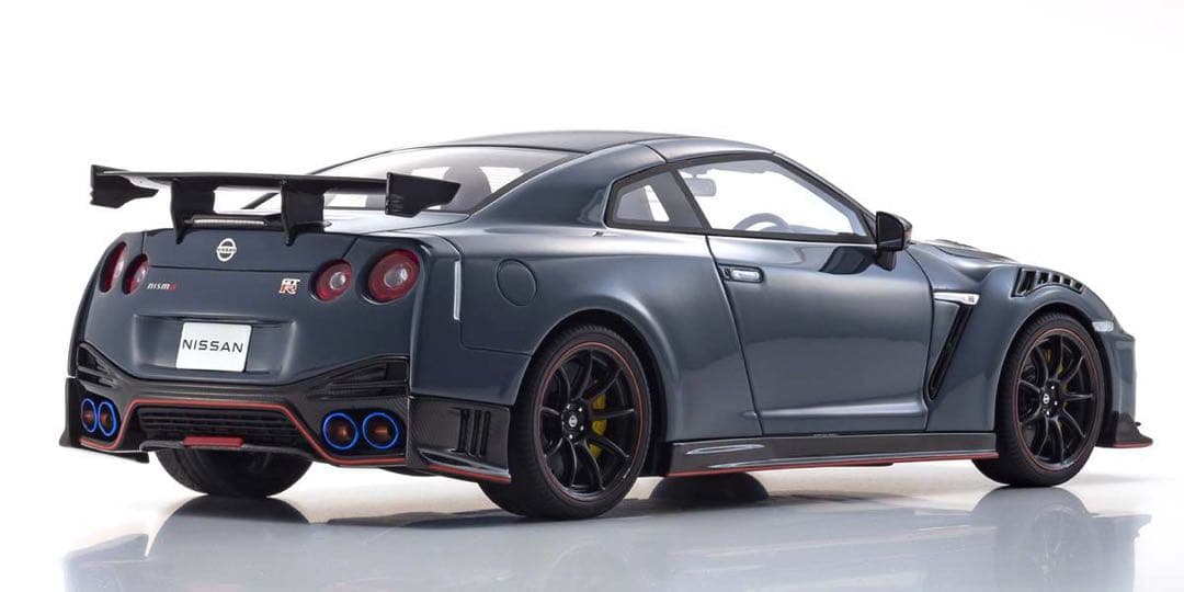 NISSAN GT-R NISMO 2022　samurai1/18