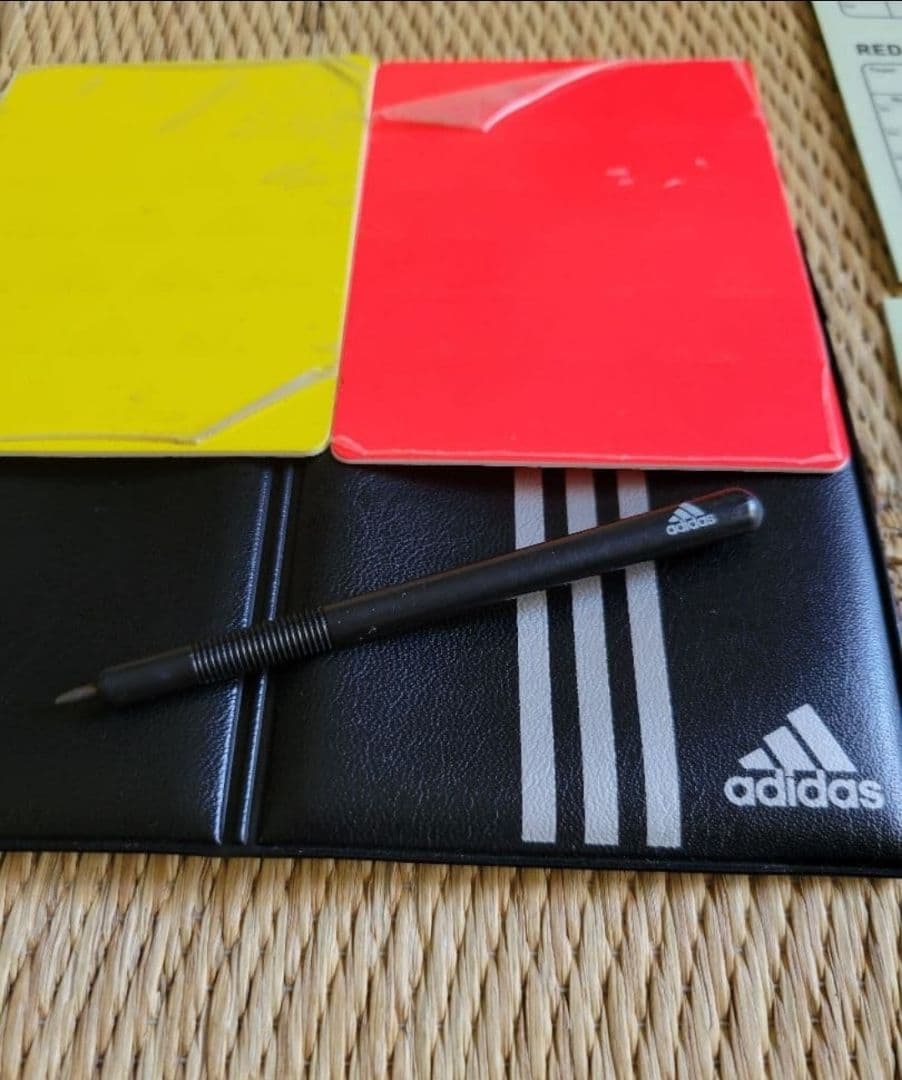 サッカー 審判ウェア＋レフェリーグッズセット