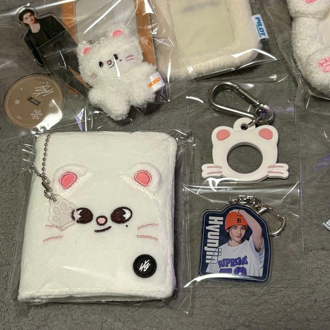 Stray kids ヒョンジン ぬいぐるみ ジニレット まとめ売り