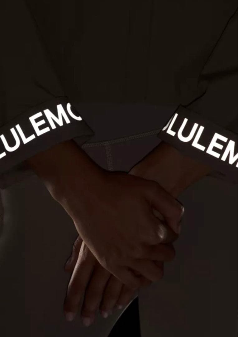 Lululemon ウィンドブレーカー カーキ　サイズ10