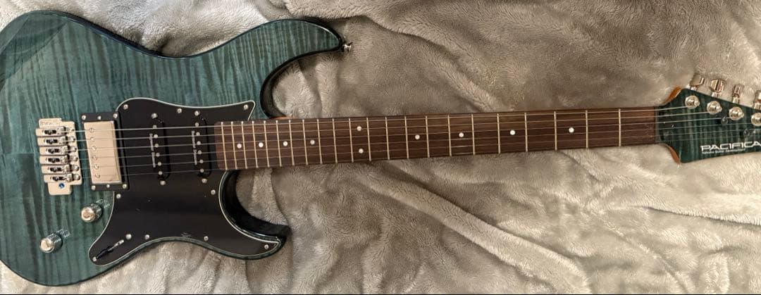 YAMAHA ヤマハ PACIFICA PAC612VIIFM(ソフトケース付)