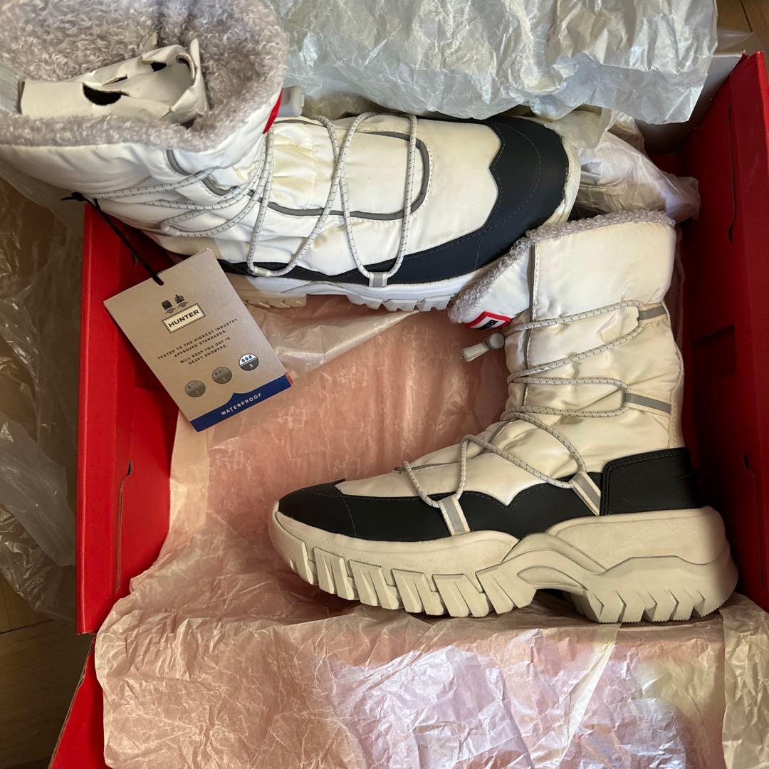 新品 HUNTER スノーブーツ ホワイト 23