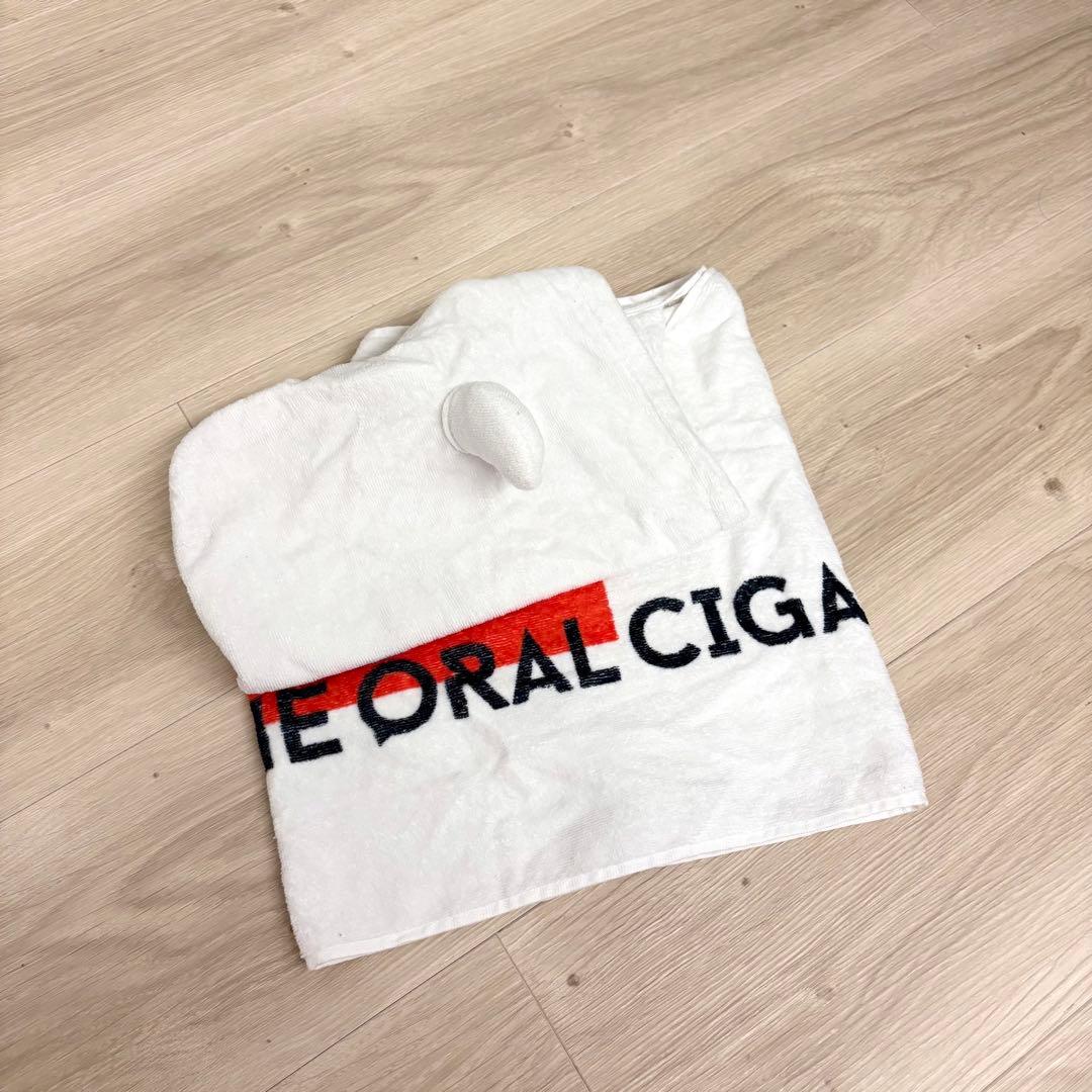 オーラル　フーディータオル　白