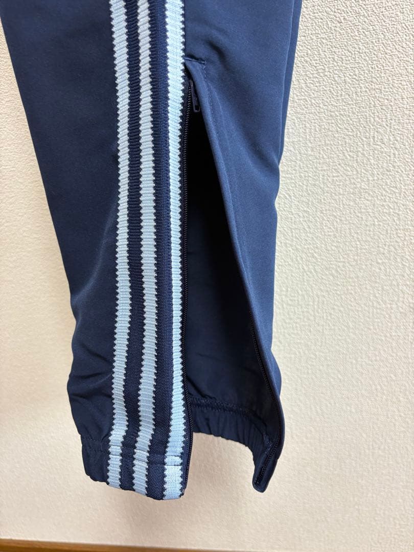 adidas トラックラインパンツ